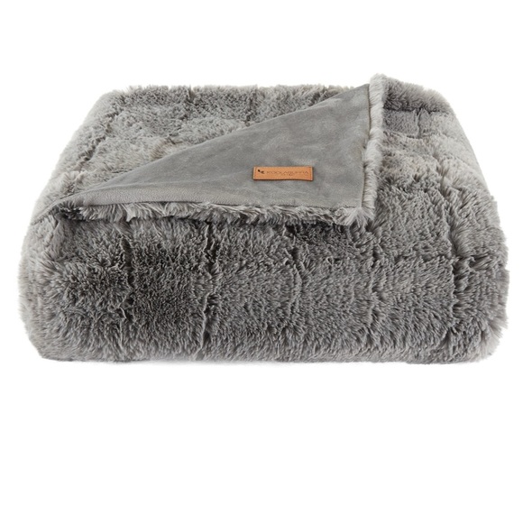 UGG Other - NWT Koolaburra UGG Tuva Oversized Sculpted Throw